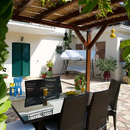 Riverside αpartments Vasiliki