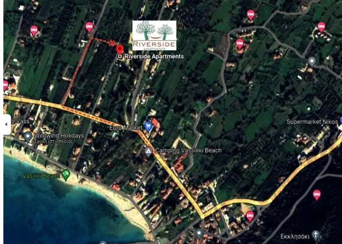 公寓 Riverside αpartments *