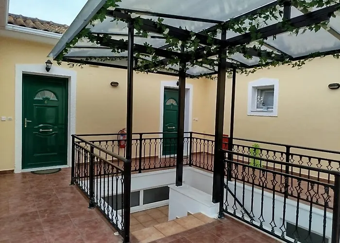 Riverside αpartments *