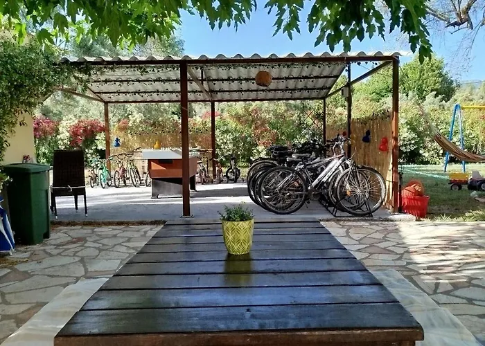 Riverside αpartments 公寓 *