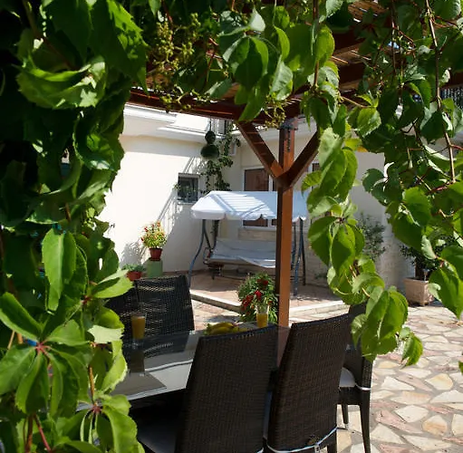 Riverside αpartments