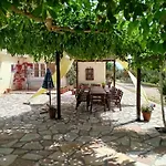 Riverside αpartments Vasiliki