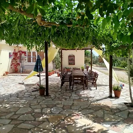 Riverside αpartments Vasiliki